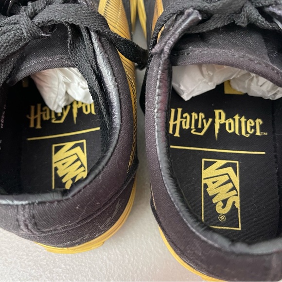 Vans Old Skool Harry Potter Golden Snitch Limited Edition Sneaker Men 5.5, W 7 - Picture 2 of 15